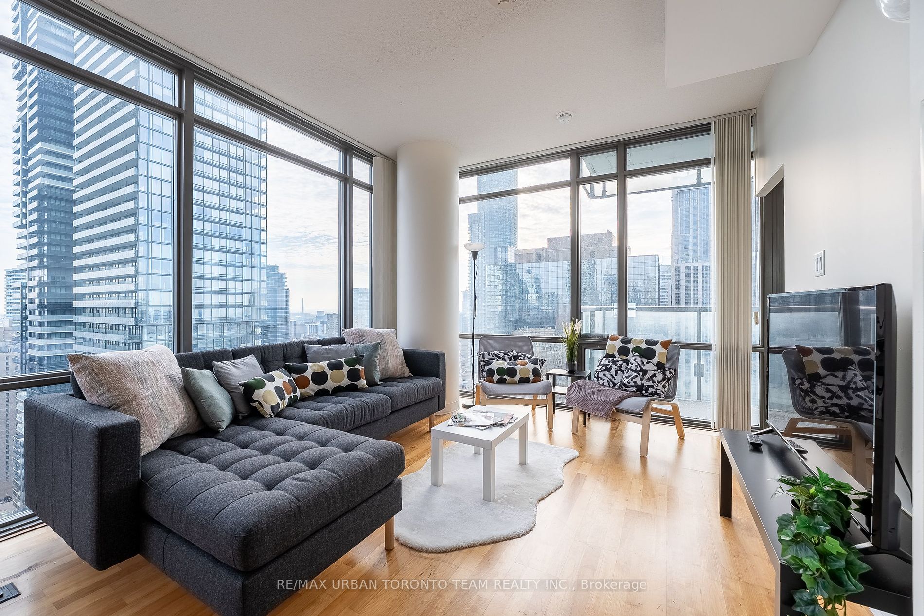 38 Grenville Street, #3207