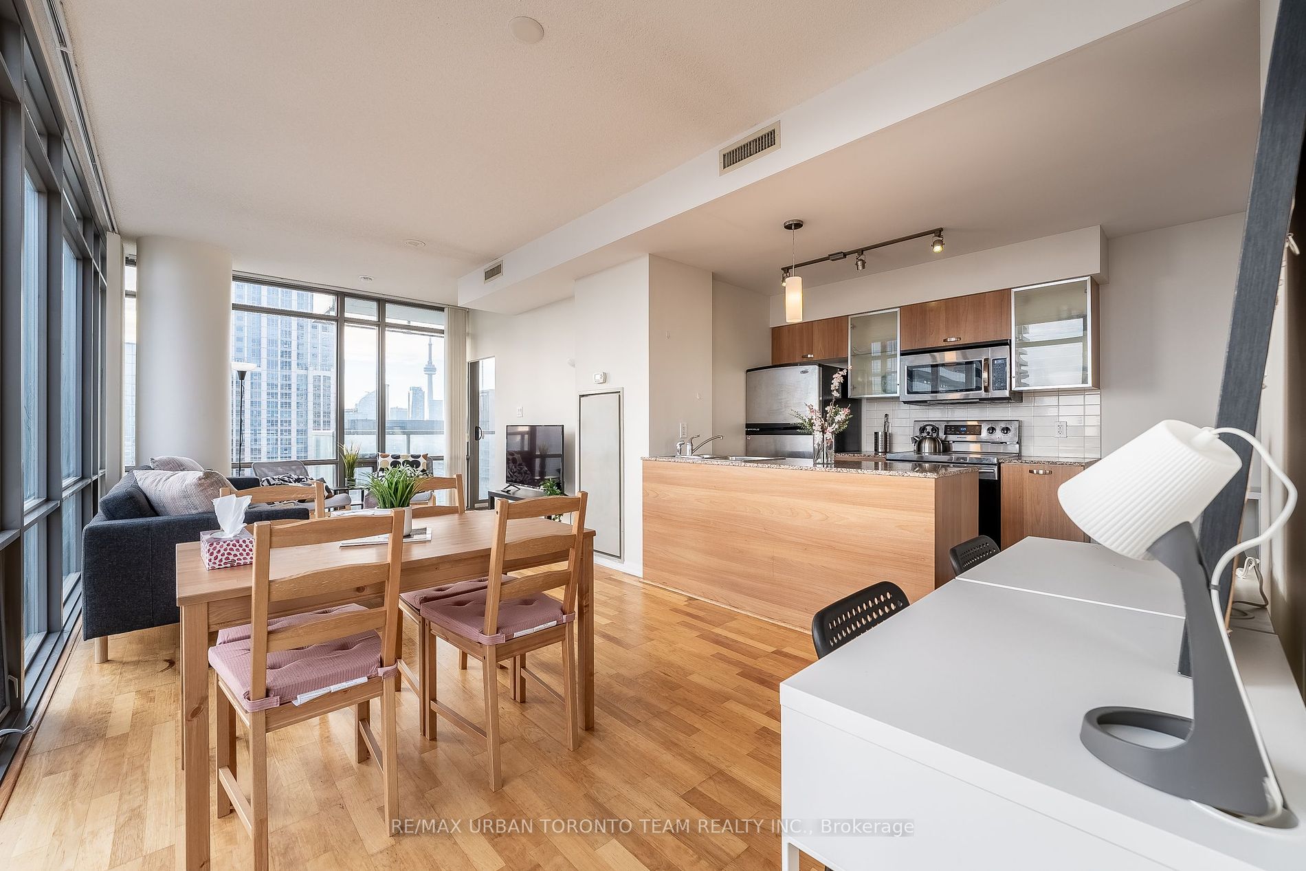 38 Grenville Street, #3207
