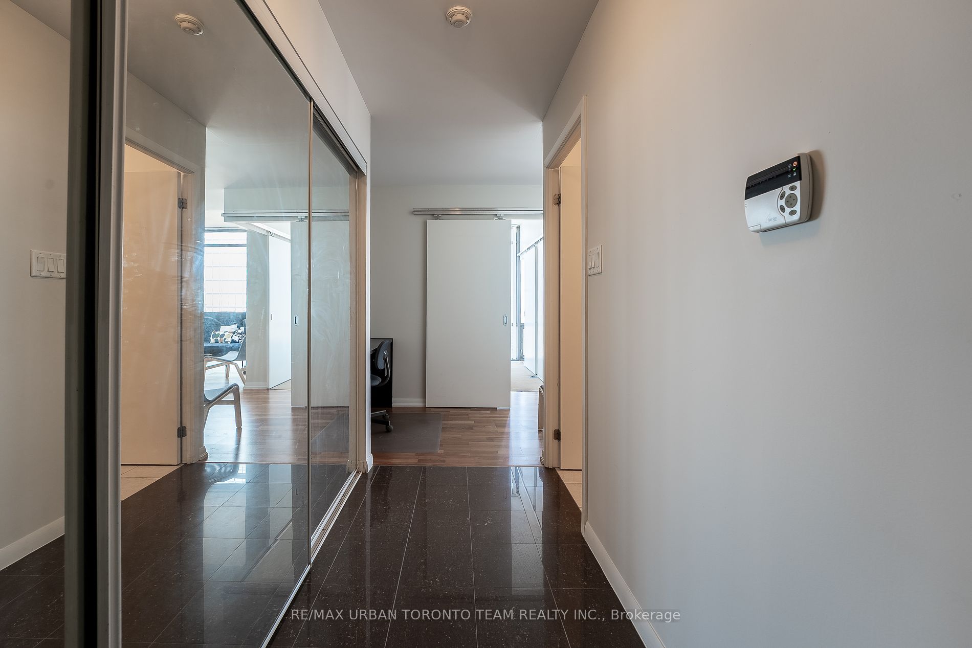 38 Grenville Street, #3207