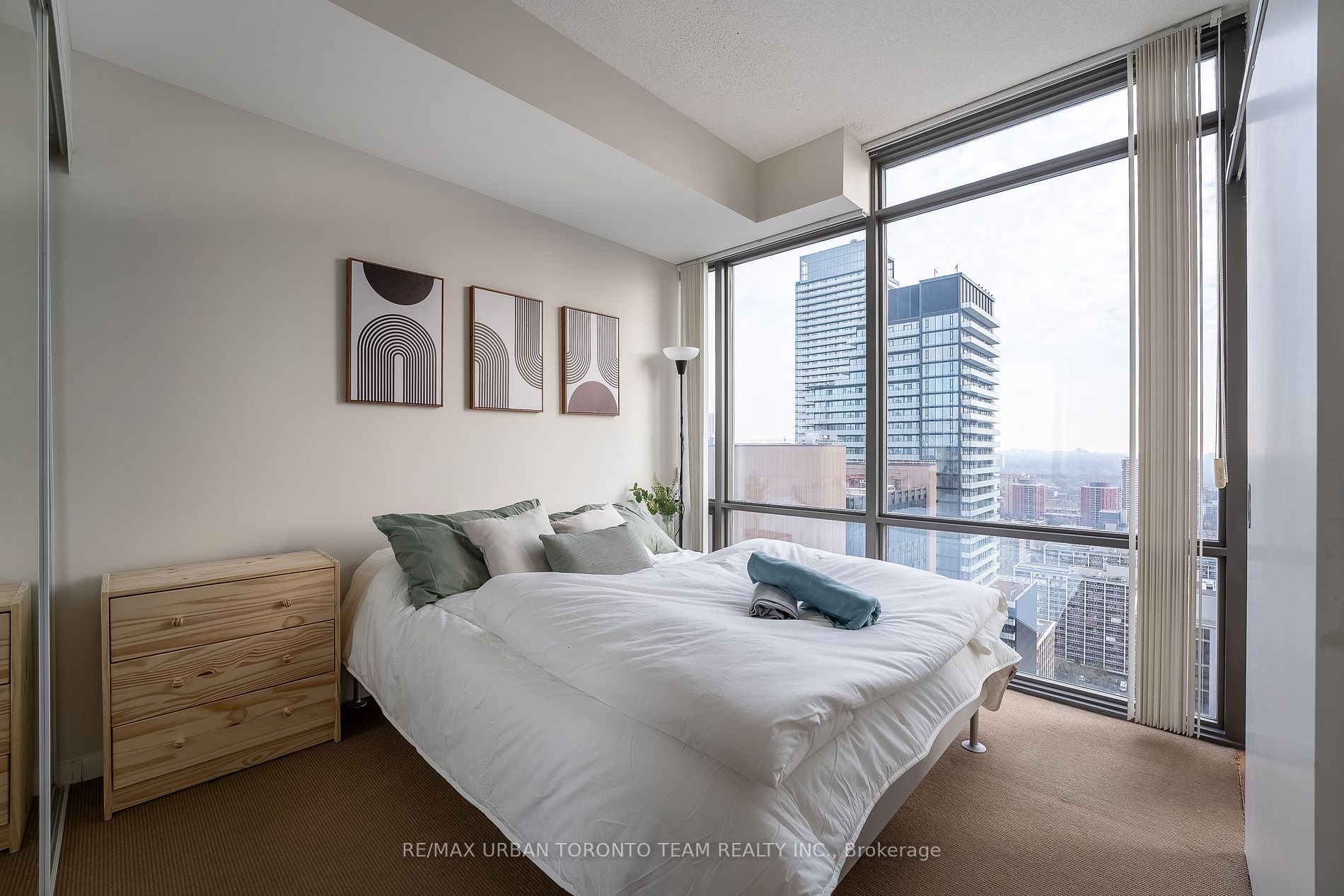 38 Grenville Street, #3207