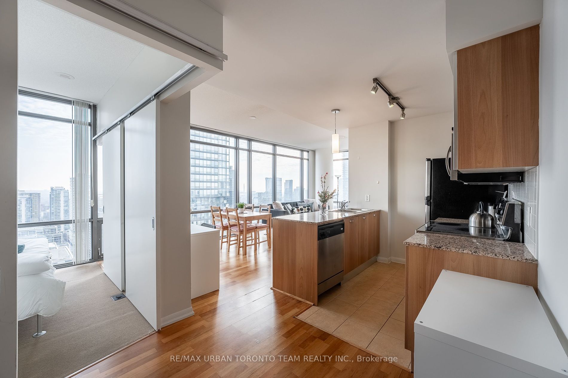 38 Grenville Street, #3207