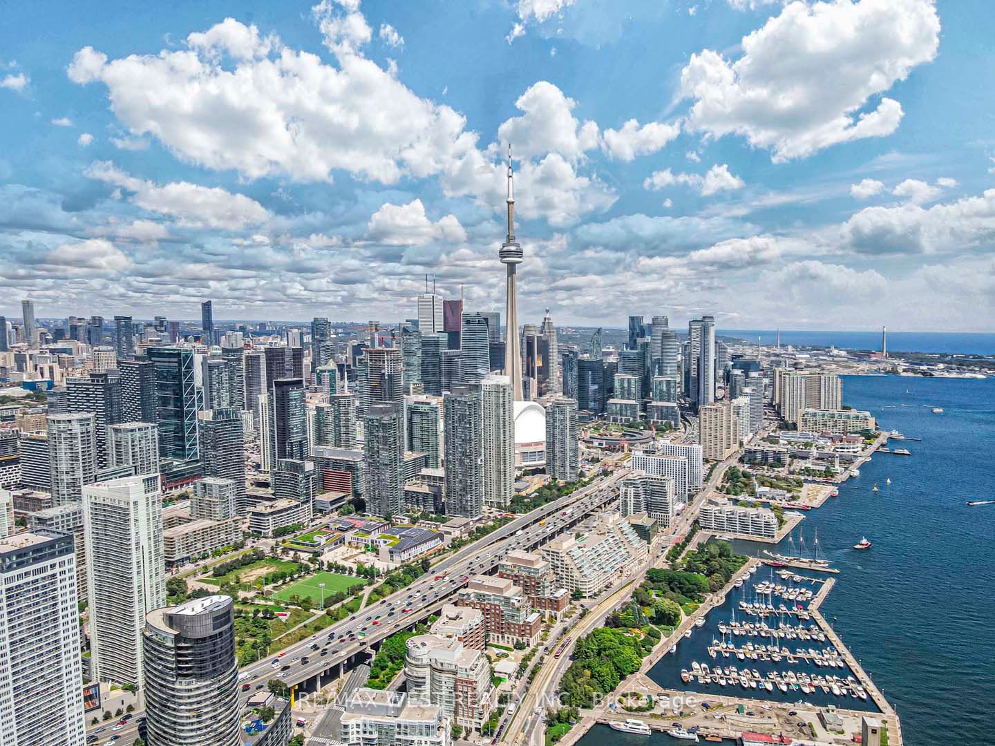 215 Fort York Blvd, #217