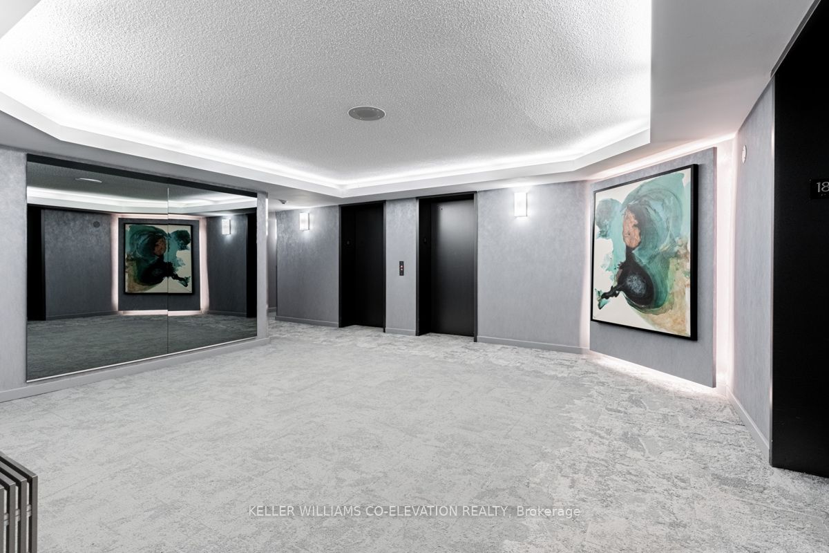 10 Yonge St, #1803