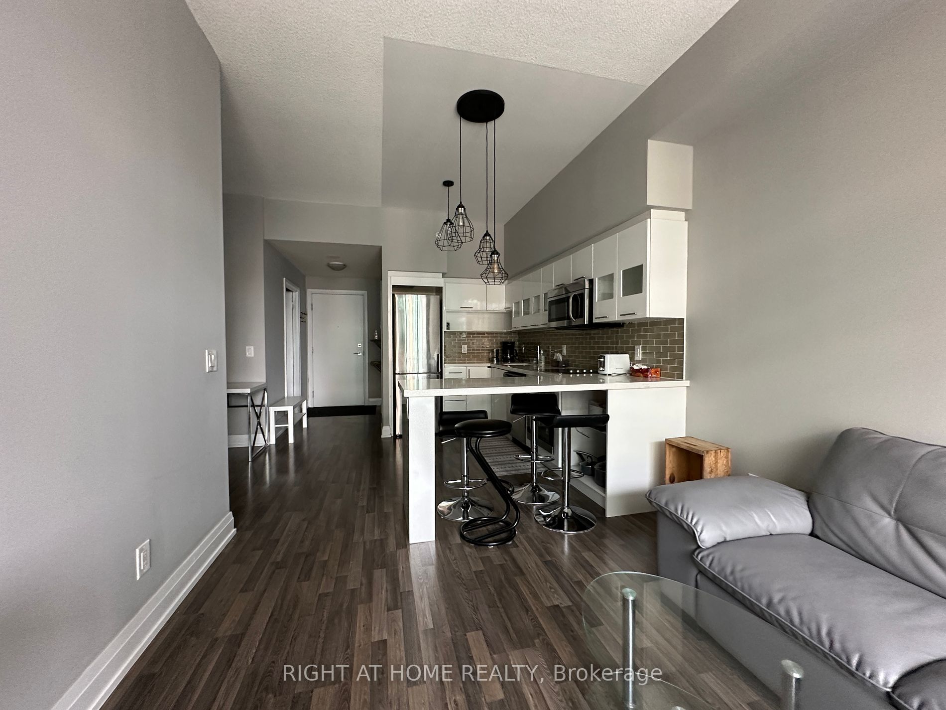 555 Wilson Ave, #E615