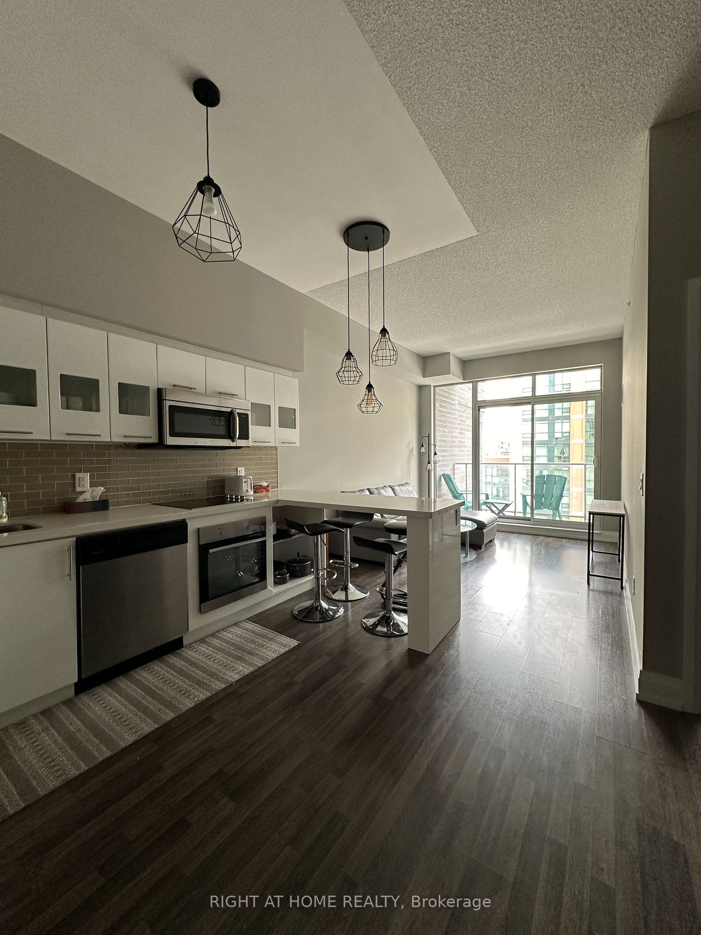 555 Wilson Ave, #E615