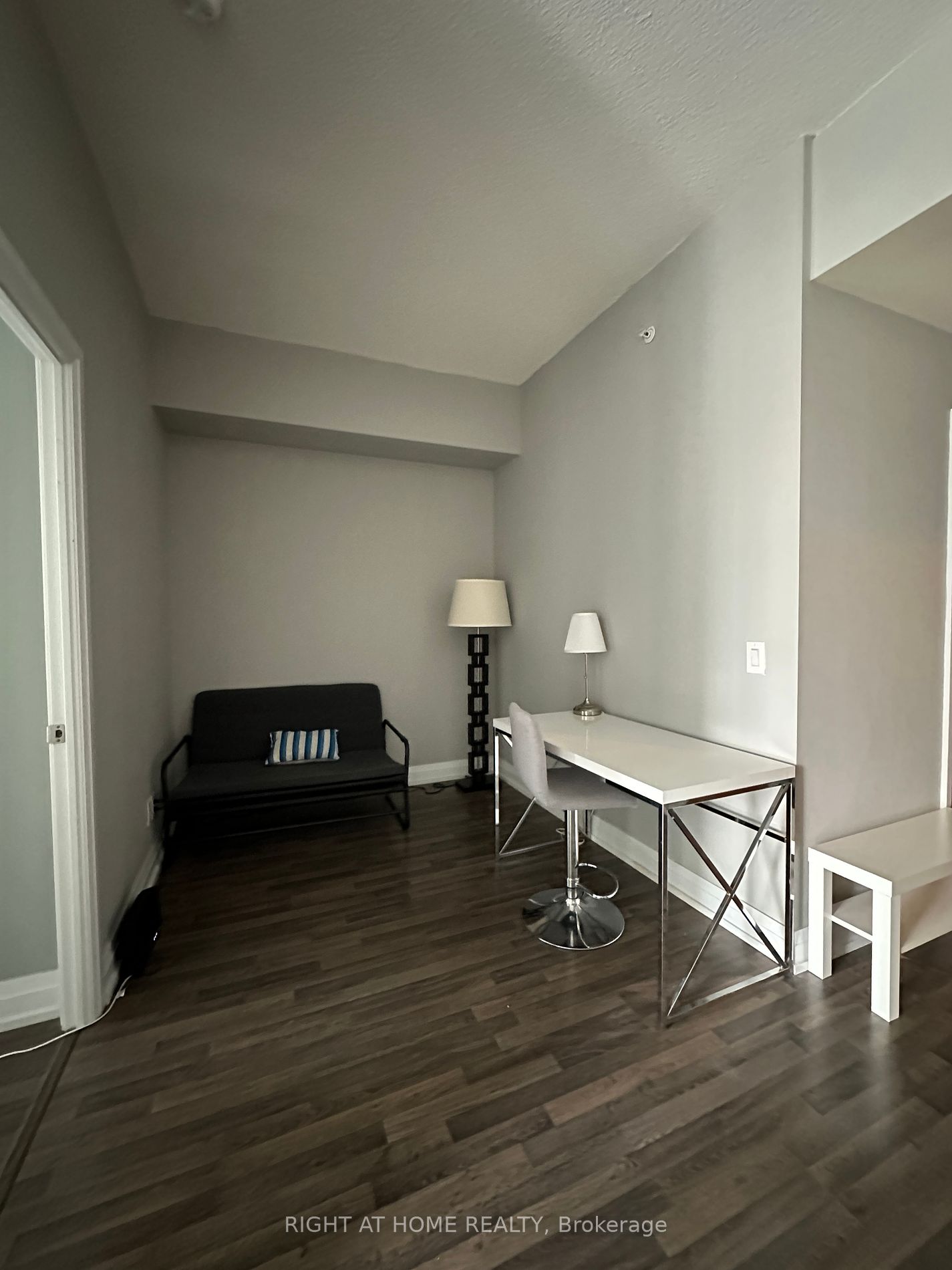 555 Wilson Ave, #E615