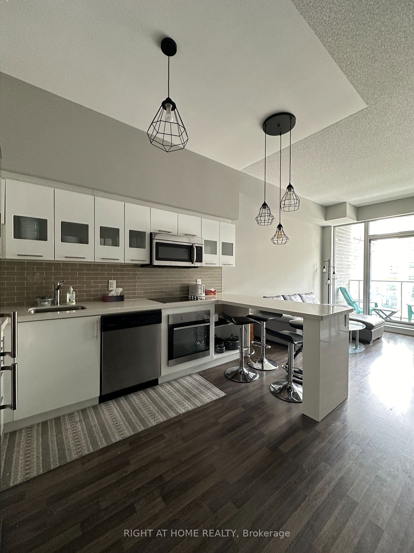 555 Wilson Ave, #E615