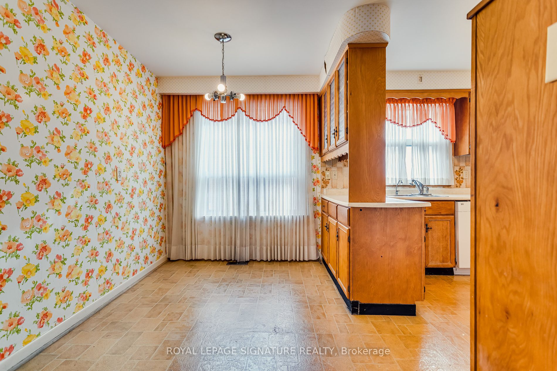 58 Artreeva Dr
