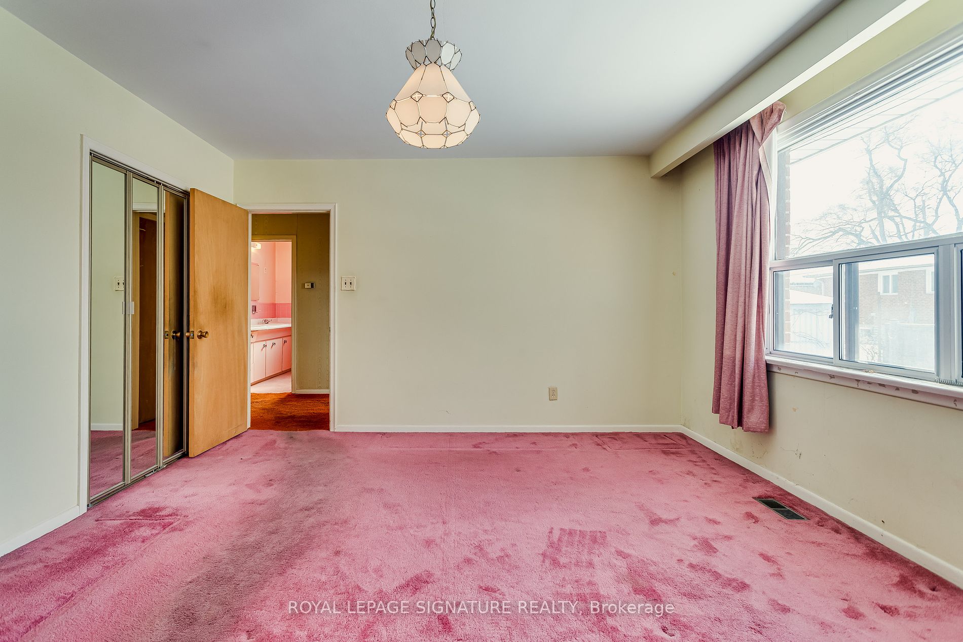 58 Artreeva Dr