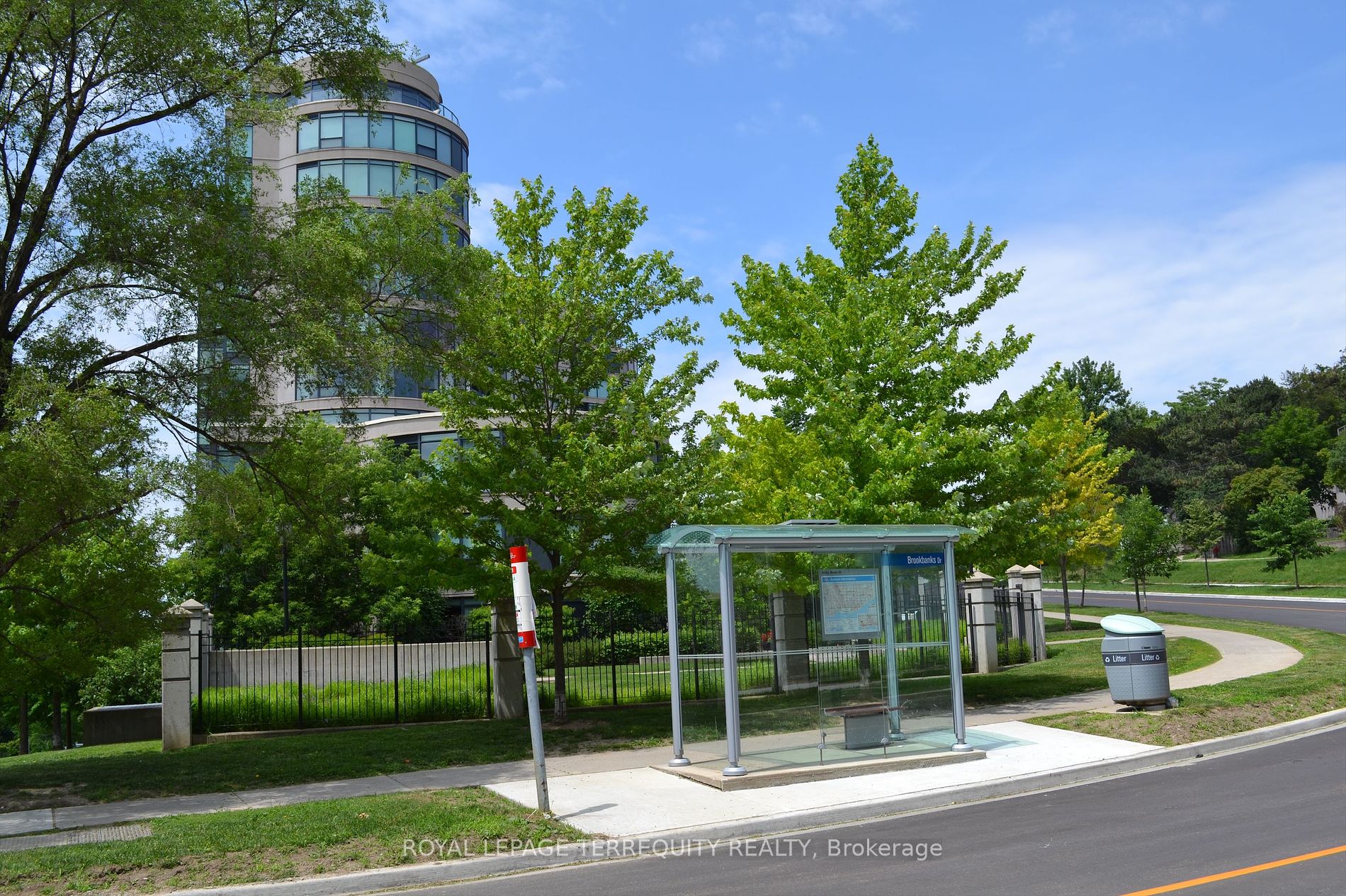 18 Valley Woods Rd, #1001