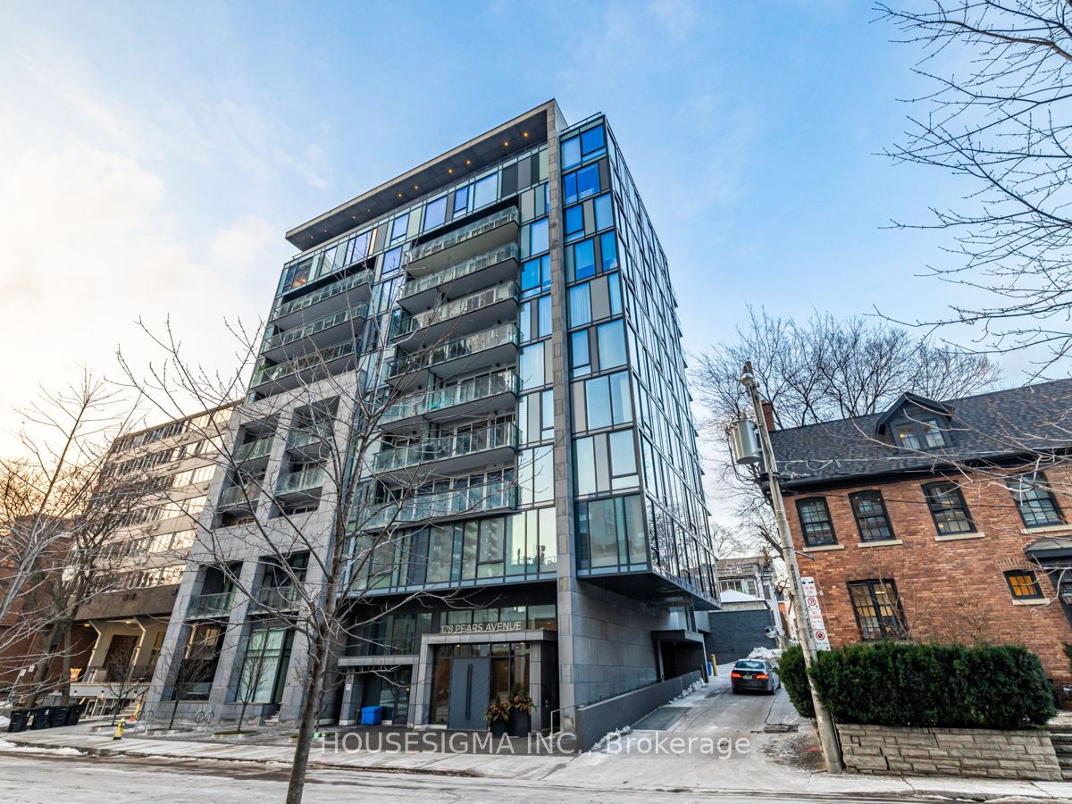 128 Pears Avenue, #302