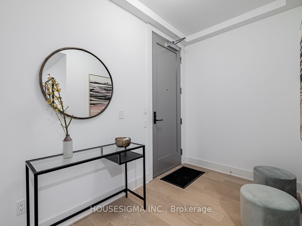 128 Pears Avenue, #302