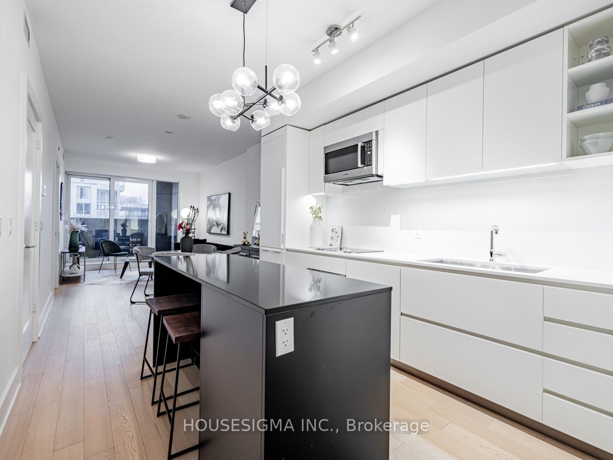 128 Pears Avenue, #302