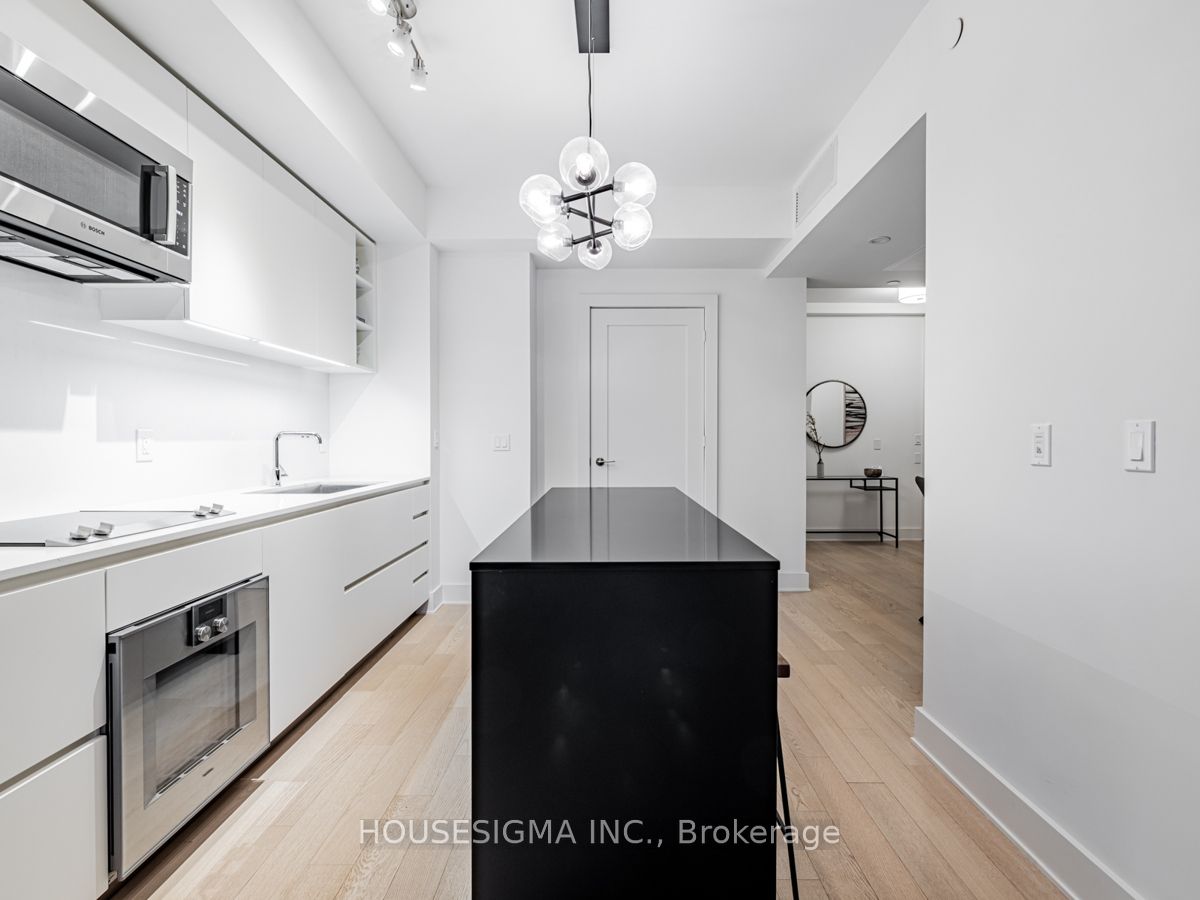 128 Pears Avenue, #302
