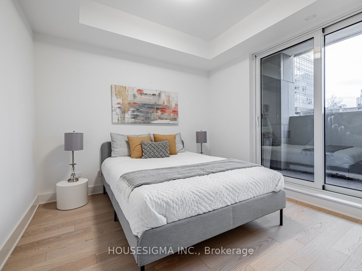 128 Pears Avenue, #302