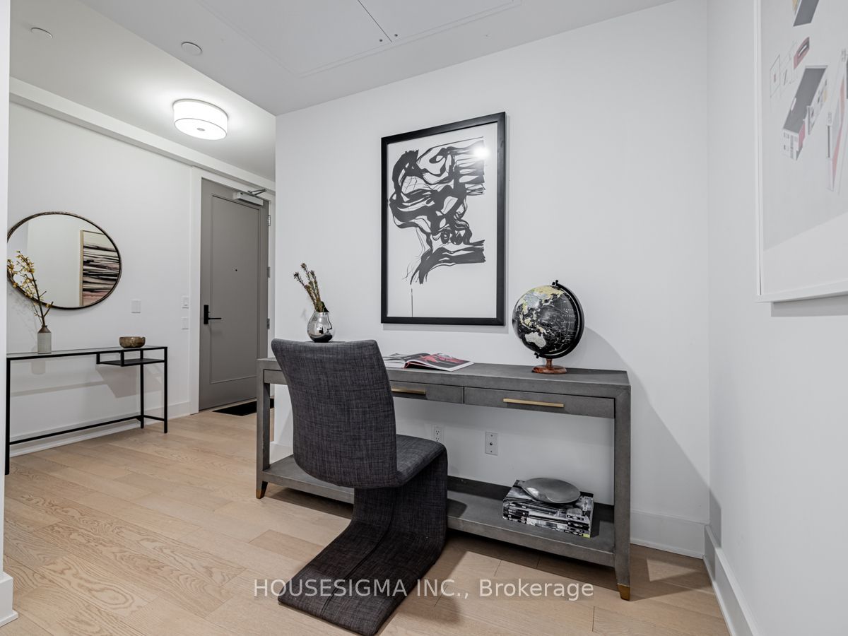 128 Pears Avenue, #302