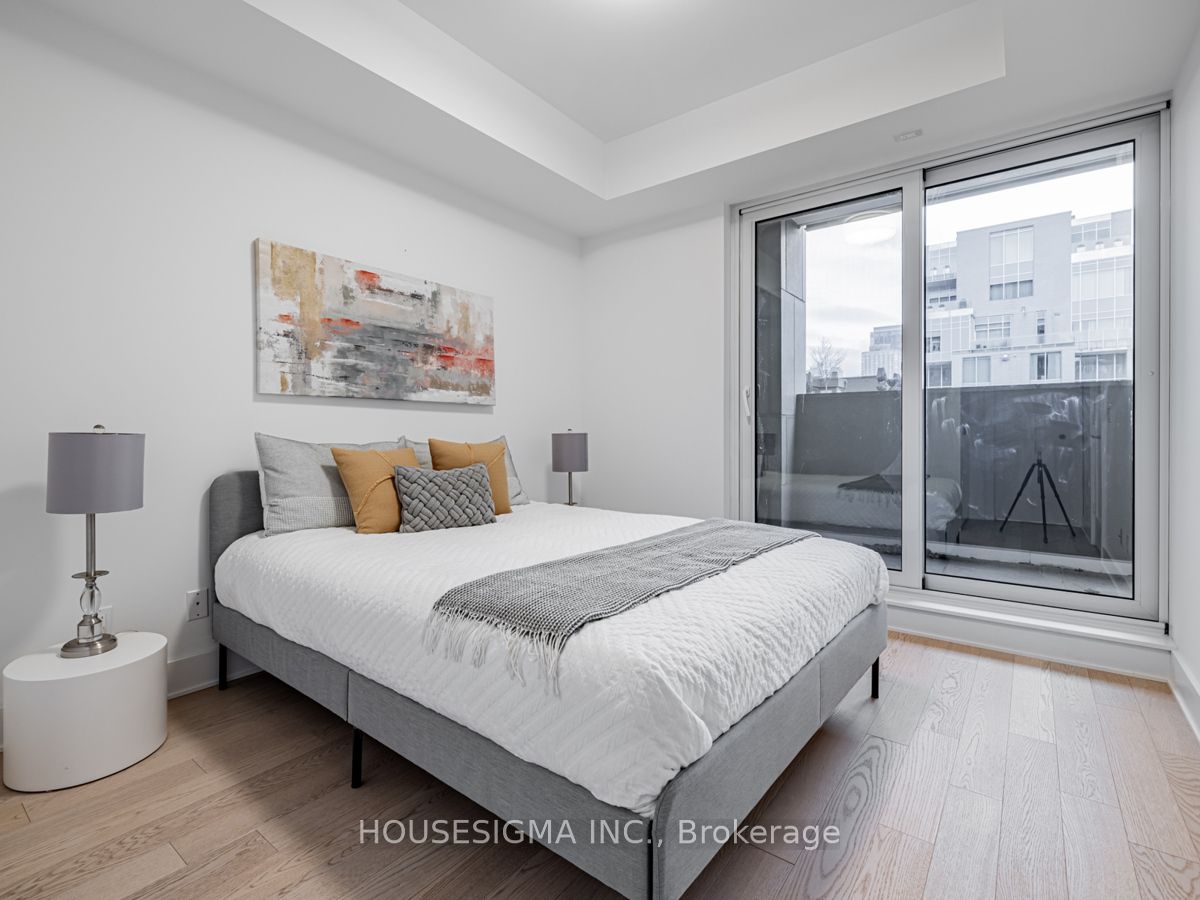 128 Pears Avenue, #302