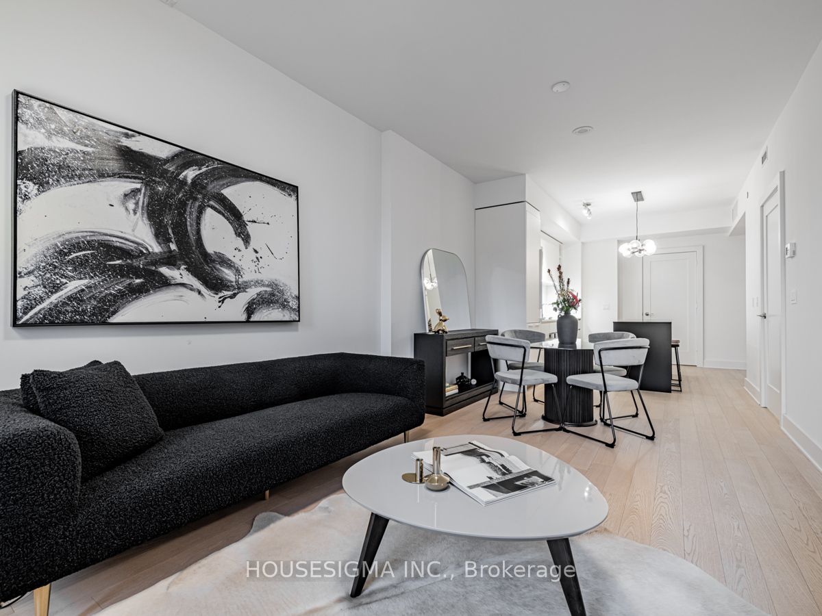 128 Pears Avenue, #302