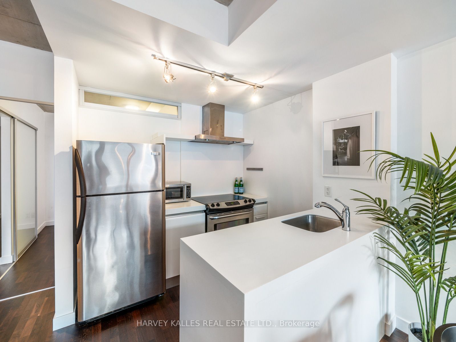 75 Portland St, #214