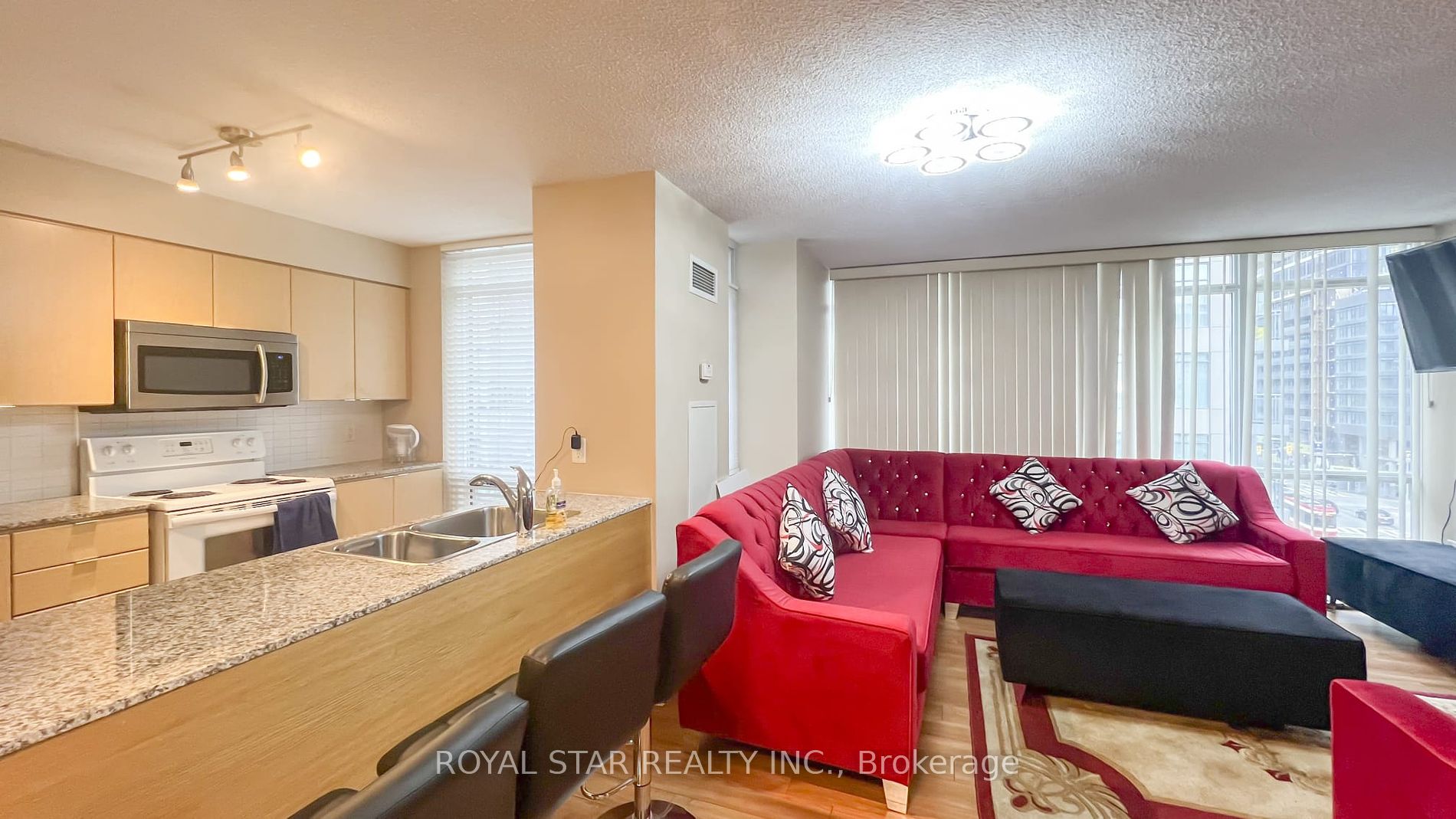 11 Brunel Court, #806