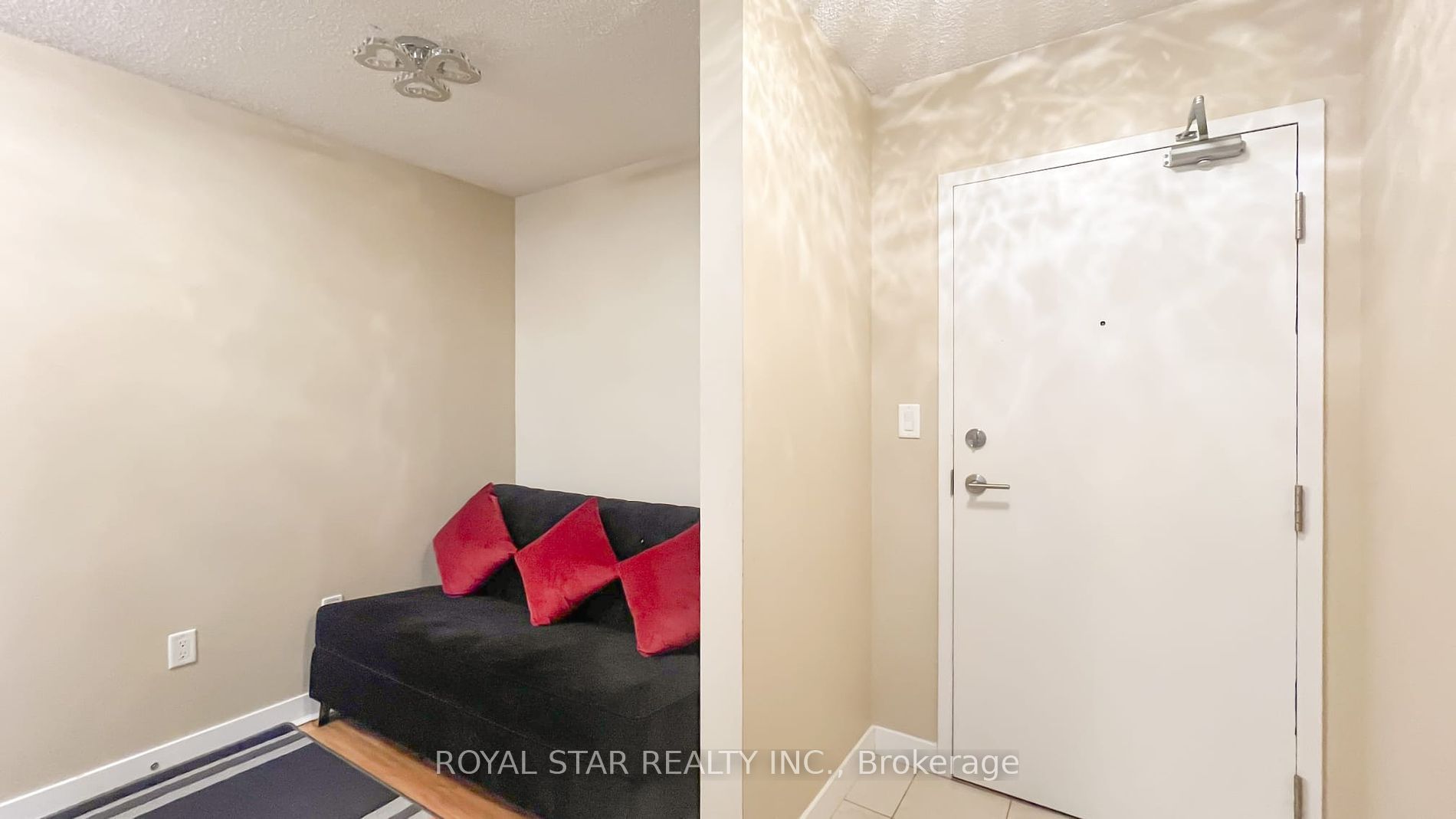 11 Brunel Court, #806