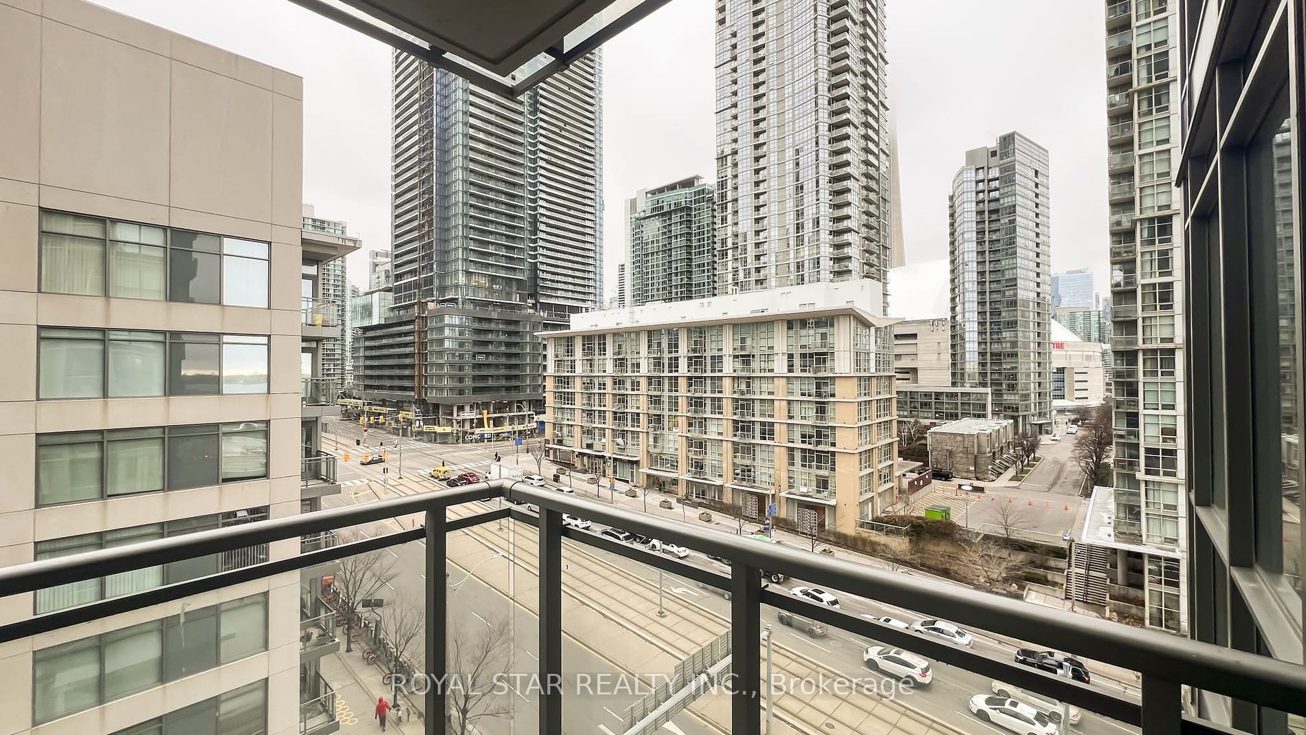11 Brunel Court, #806