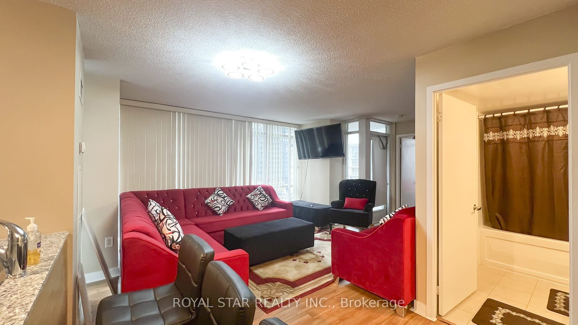 11 Brunel Court, #806