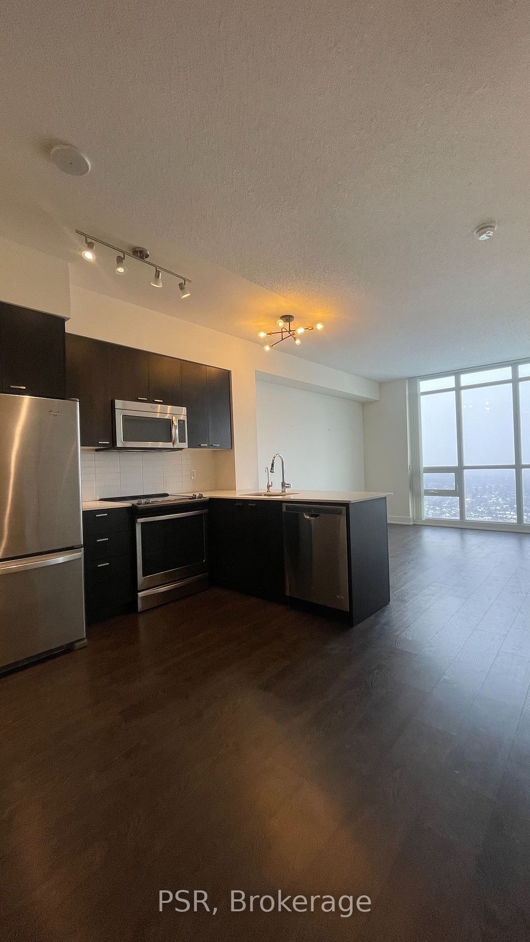 30 Roehampton Avenue, #3204