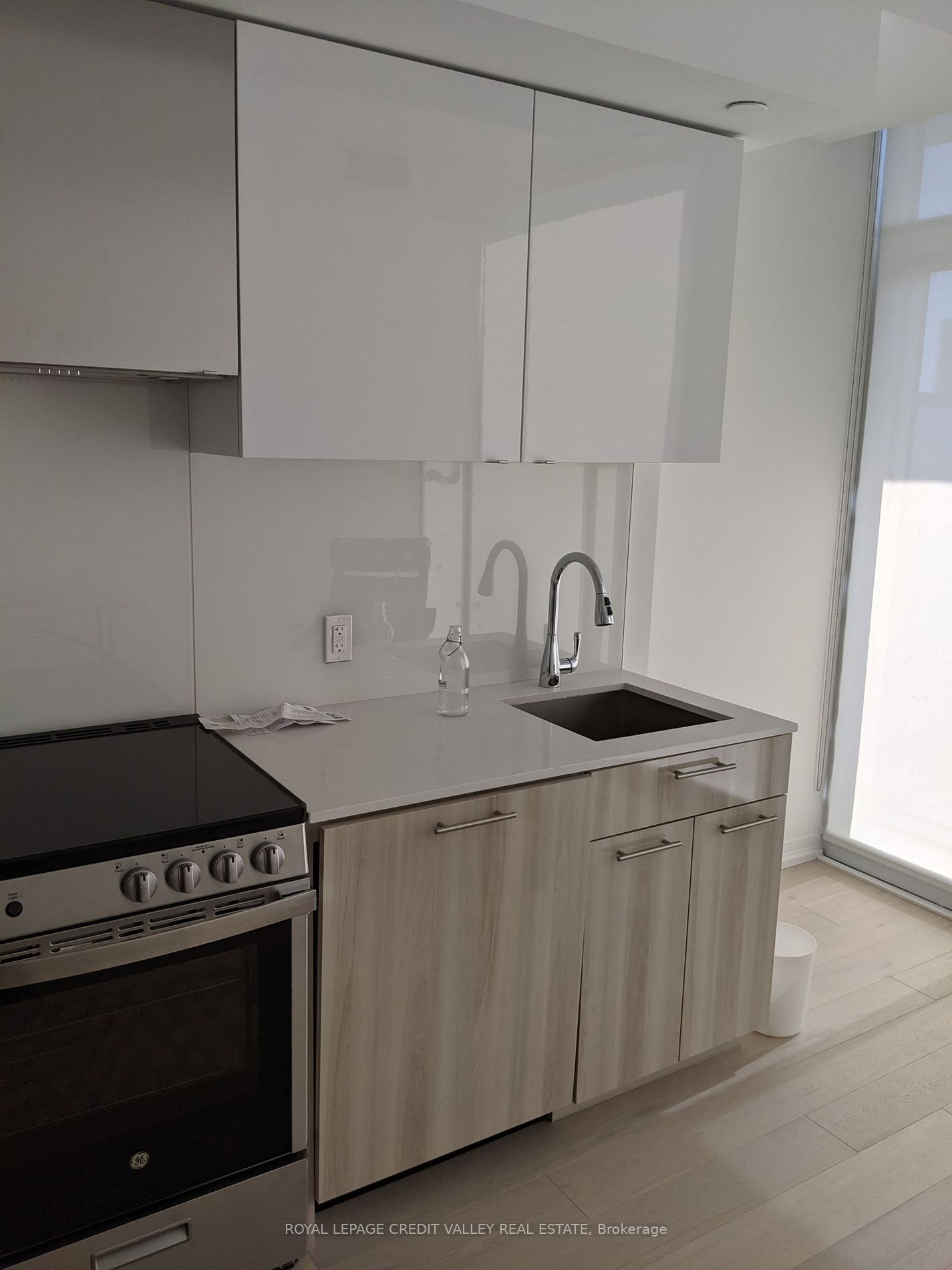 251 Jarvis St, #Ph07