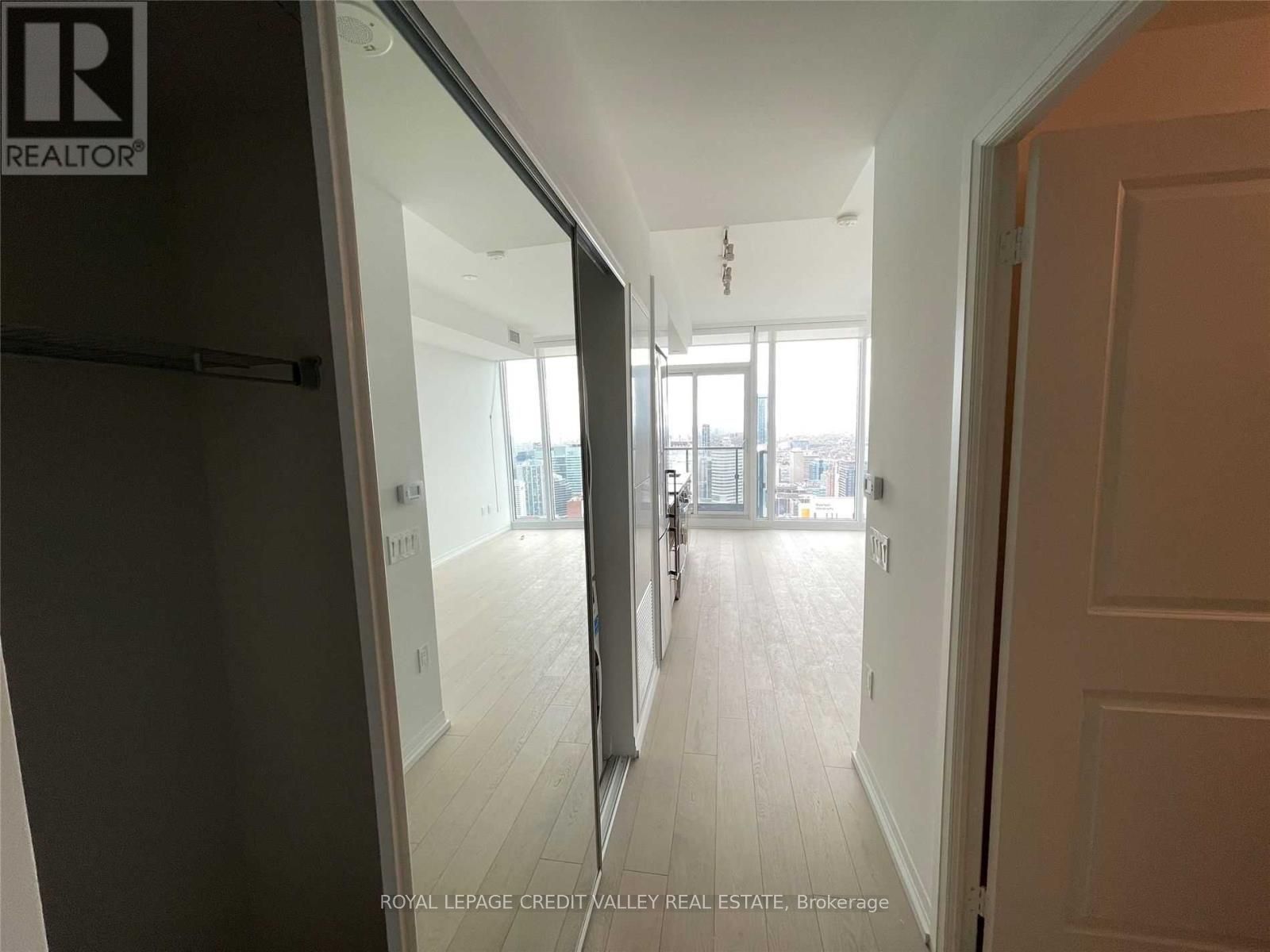 251 Jarvis St, #Ph07