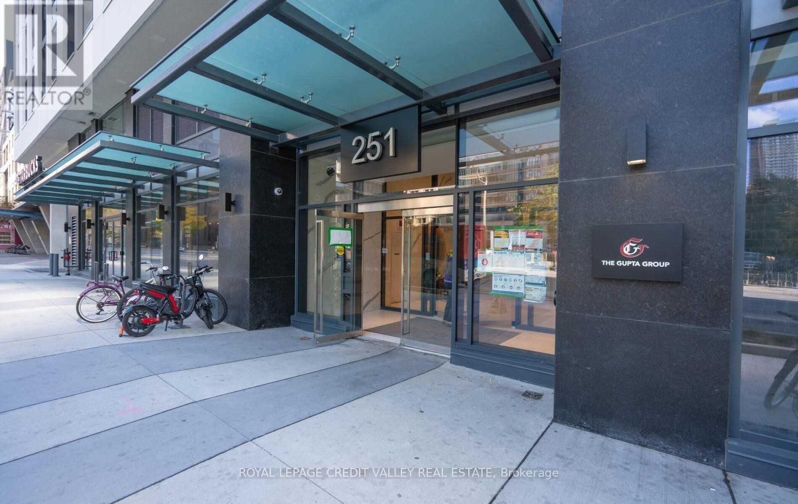 251 Jarvis St, #Ph07