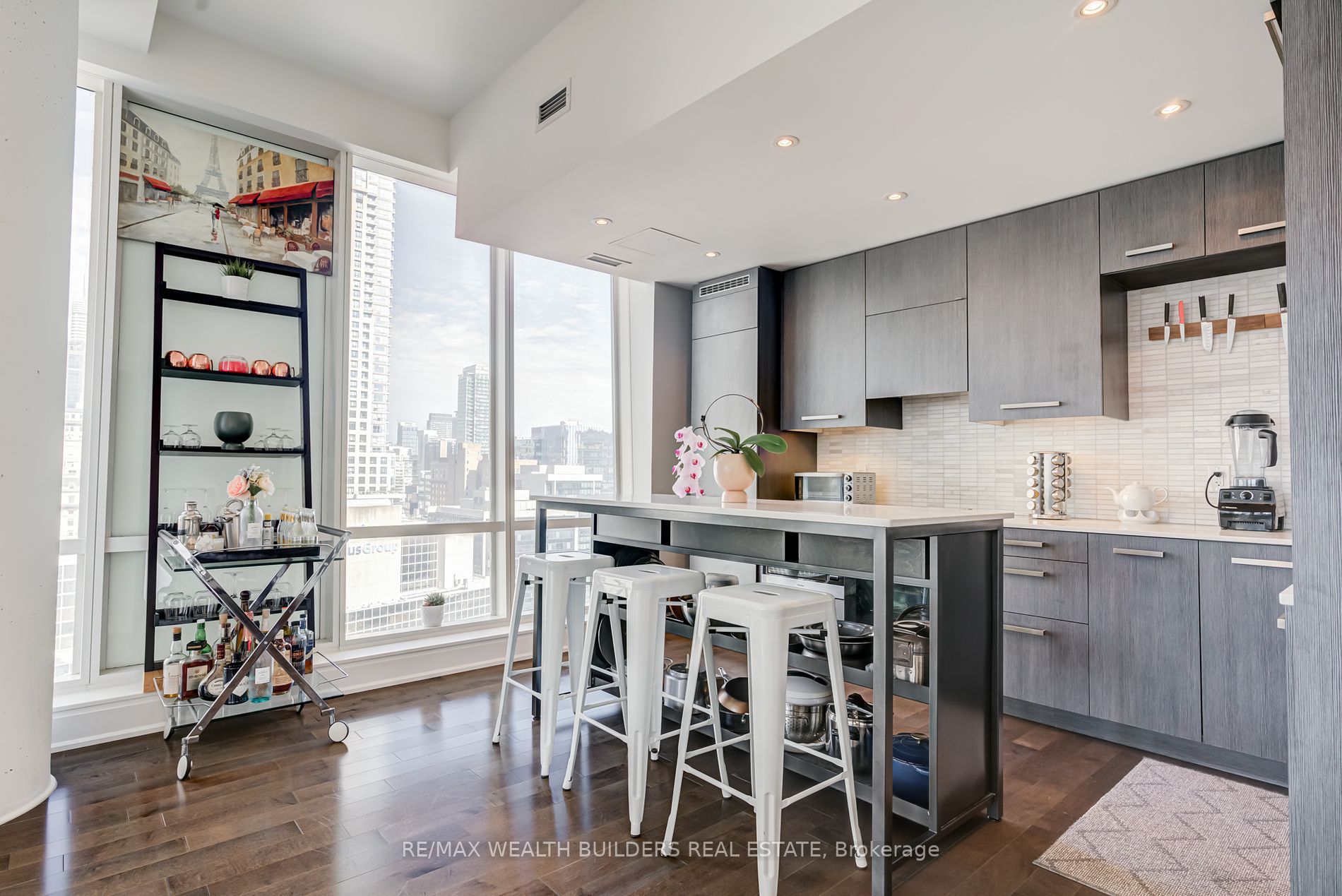 8 The Esplanade, #2105