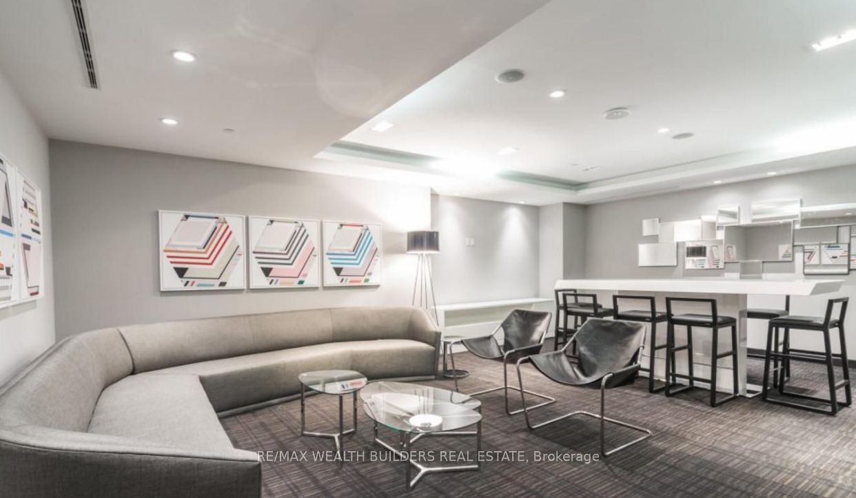 8 The Esplanade, #2105