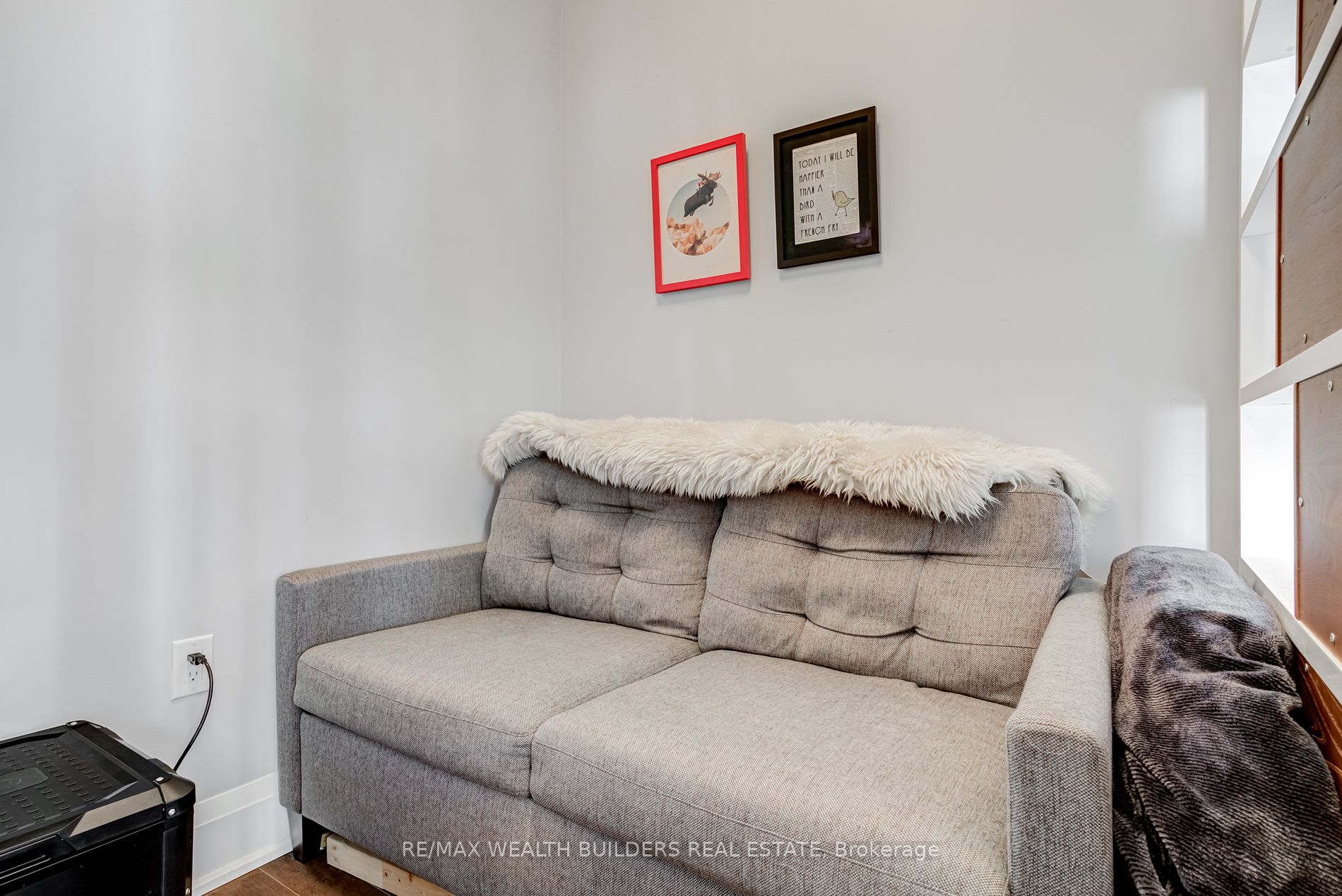 8 The Esplanade, #2105
