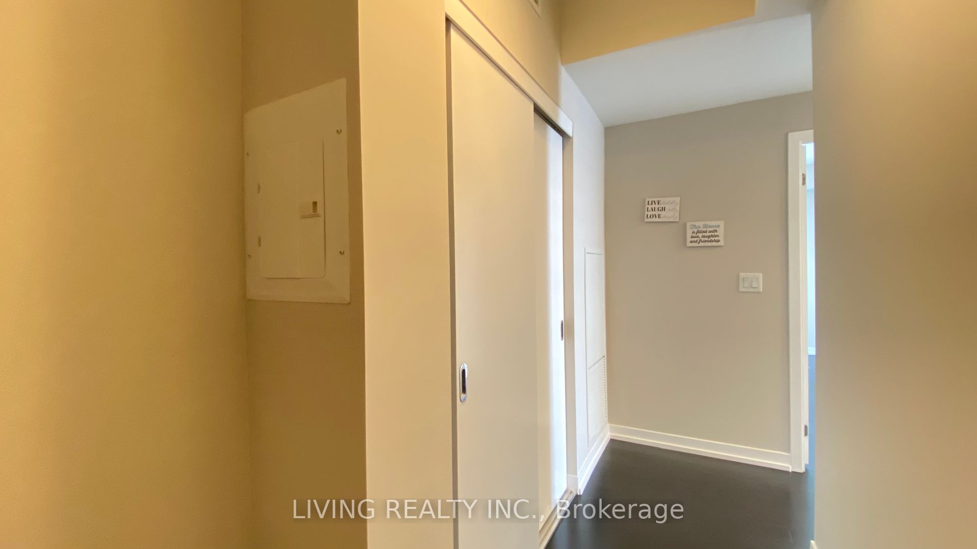 21 Widmer Street, #1002