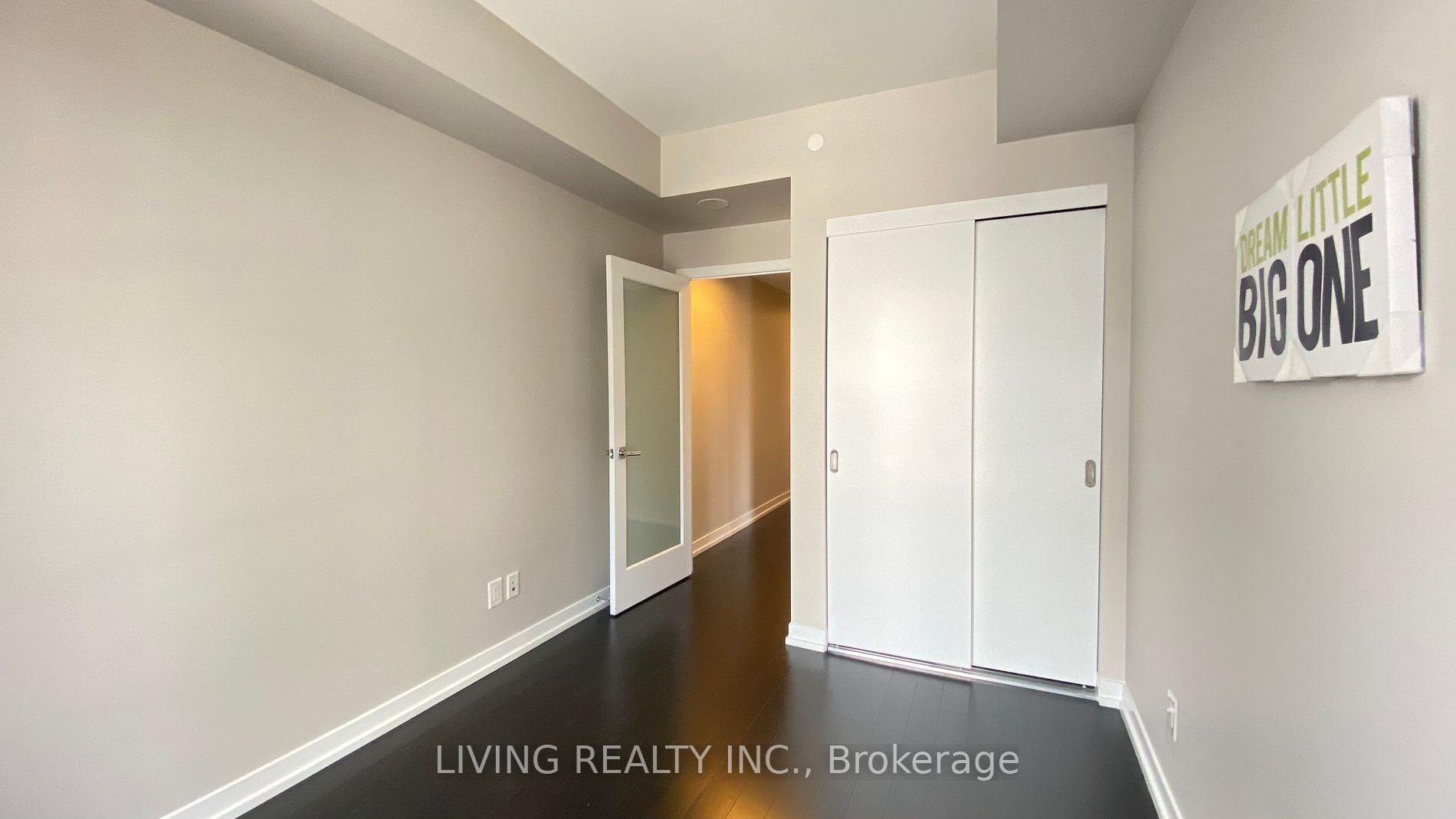 21 Widmer Street, #1002