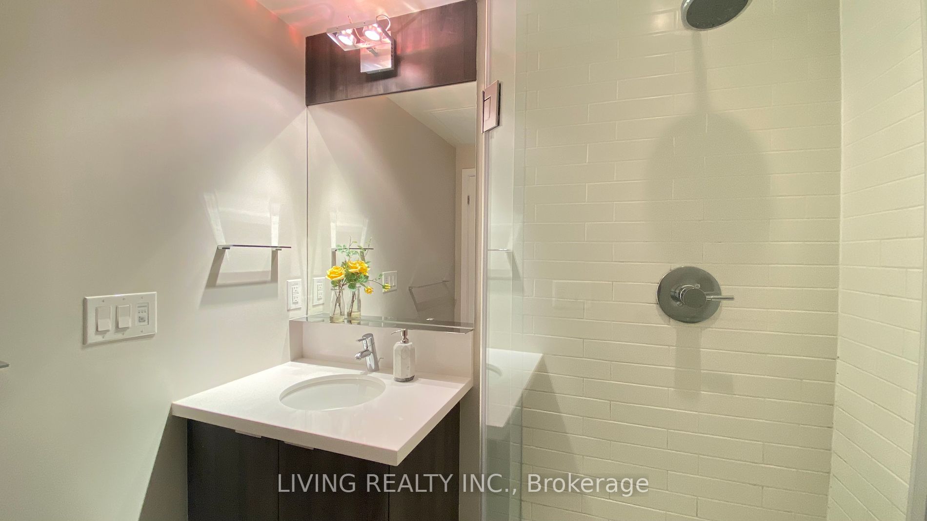 21 Widmer Street, #1002