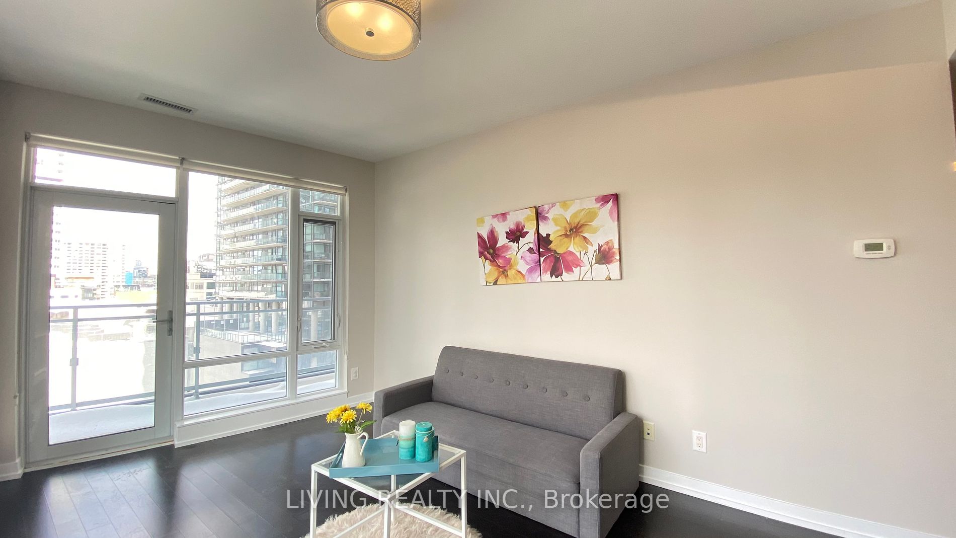 21 Widmer Street, #1002