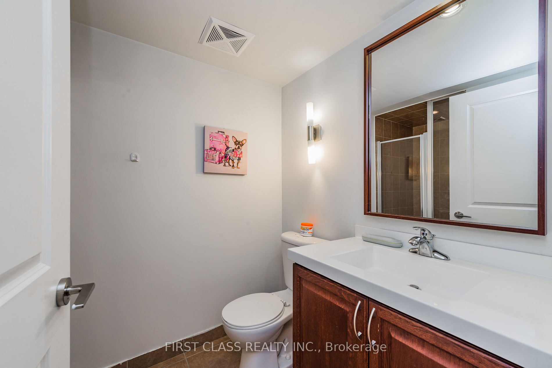 500 Doris Ave N, #921