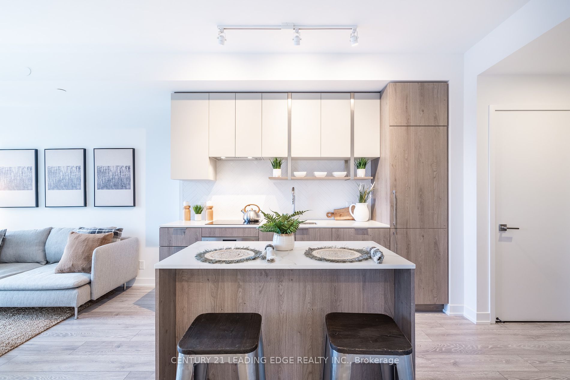 15 HOLMES Avenue #709