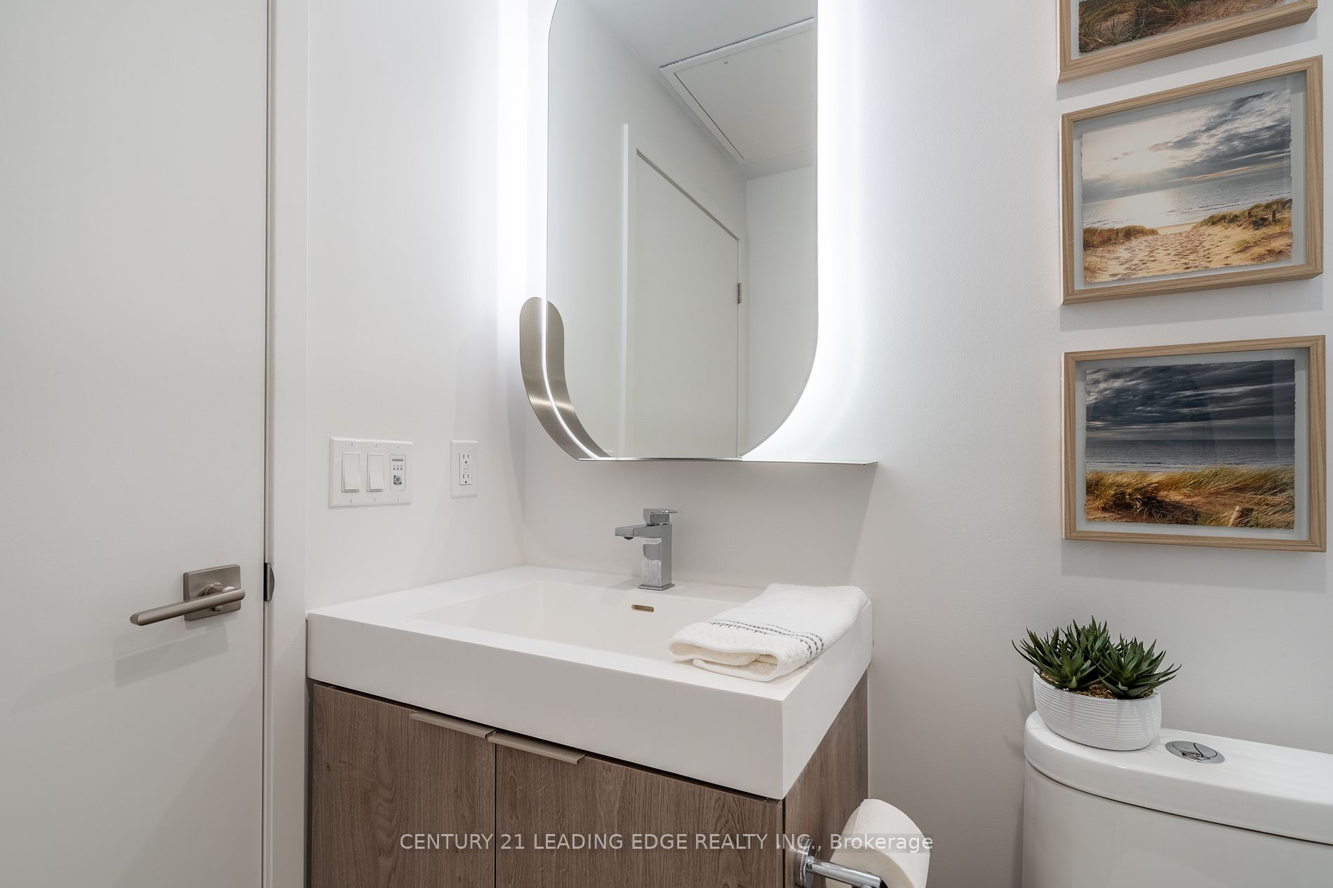 15 HOLMES Avenue #709