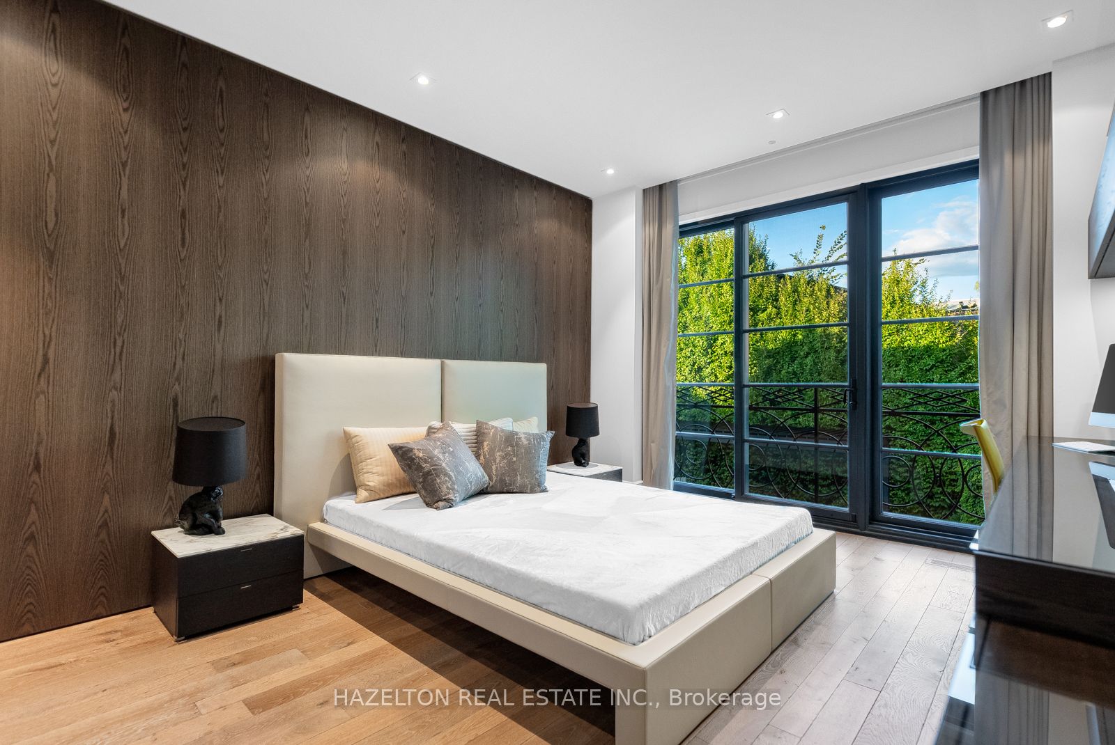 521 Spadina Road