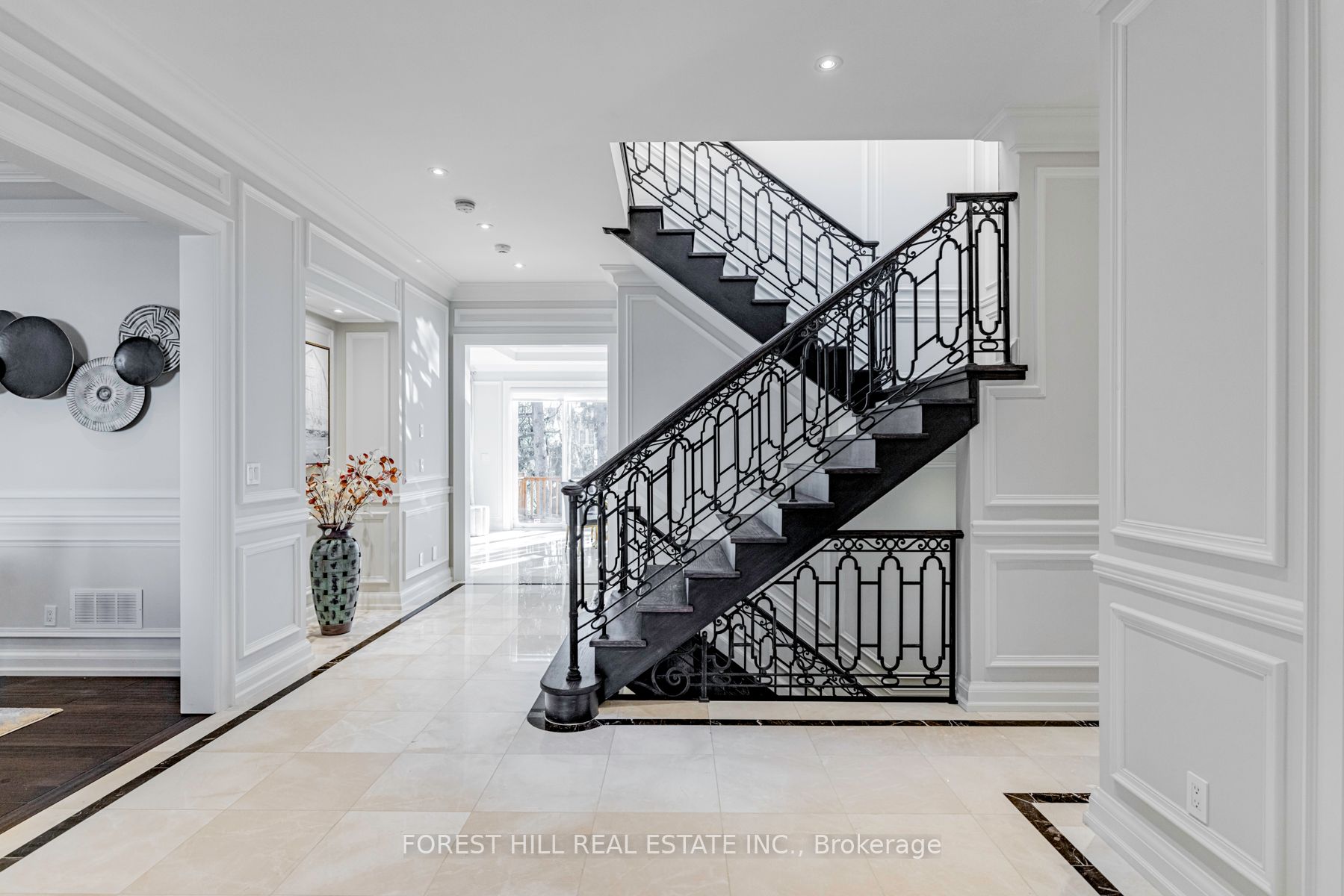 85 Kingsdale Avenue