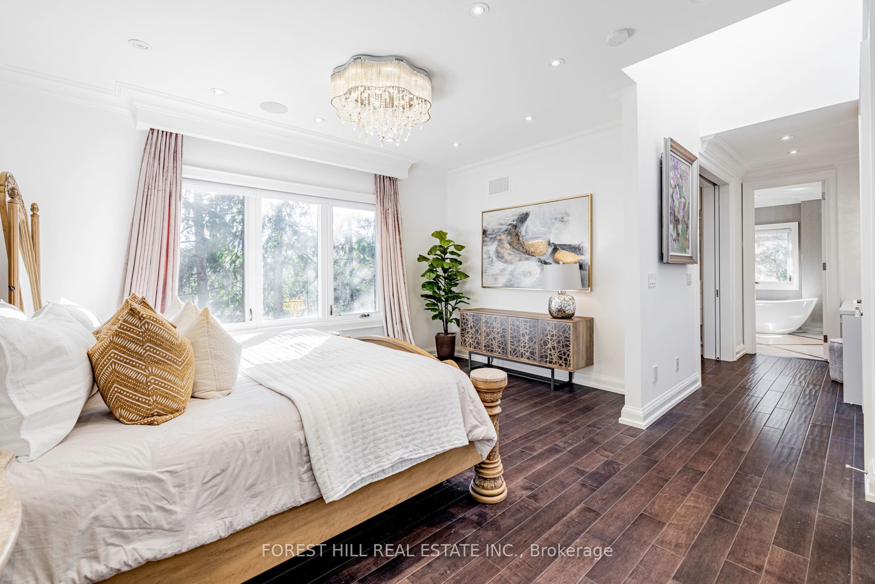 85 Kingsdale Avenue