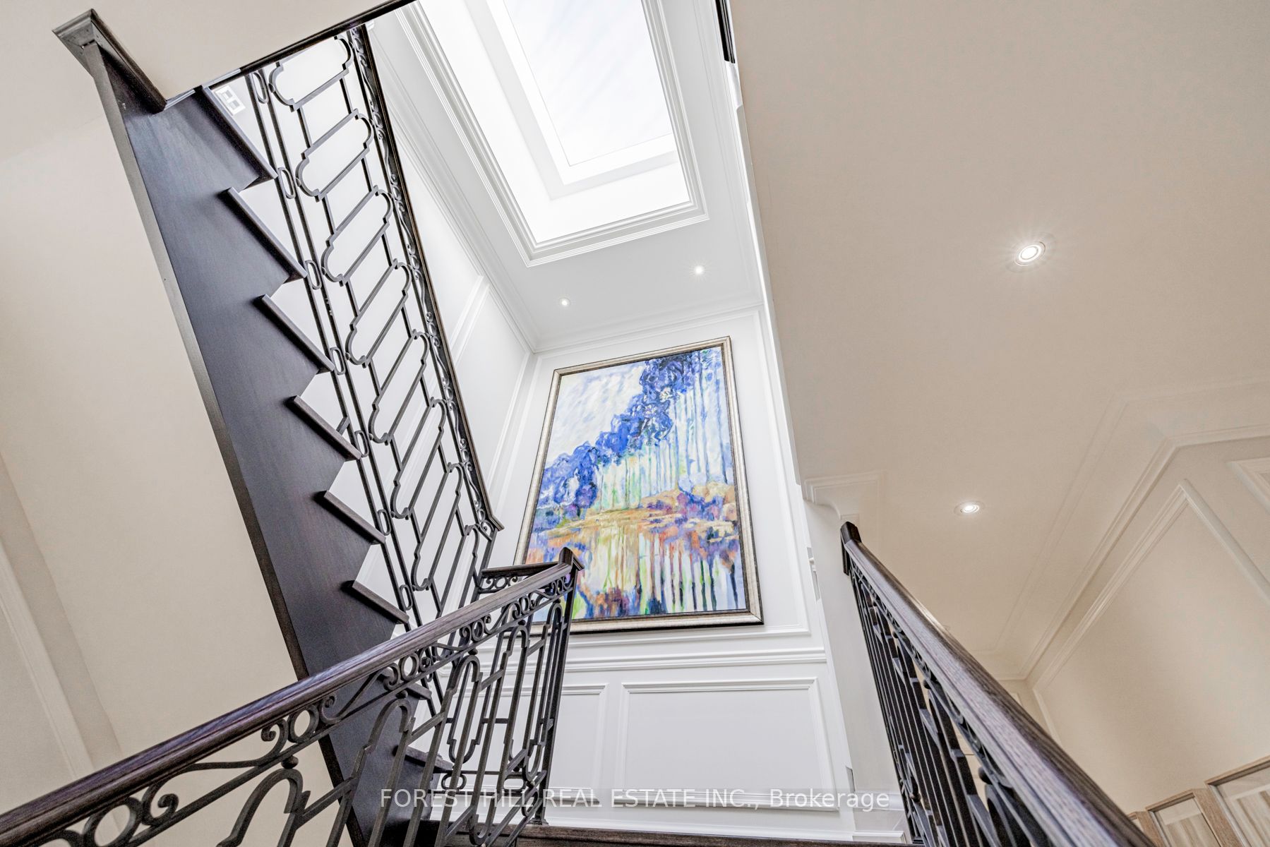85 Kingsdale Avenue