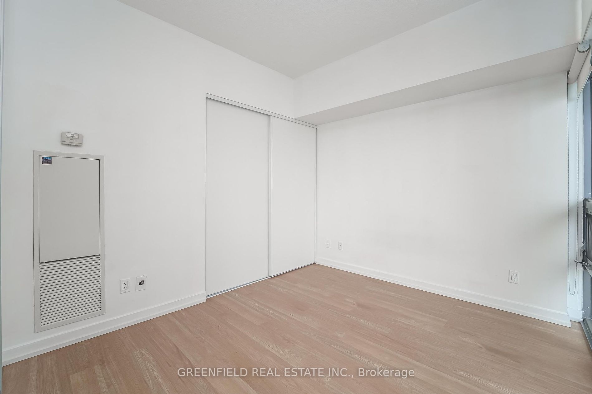 33 Charles St E, #3601