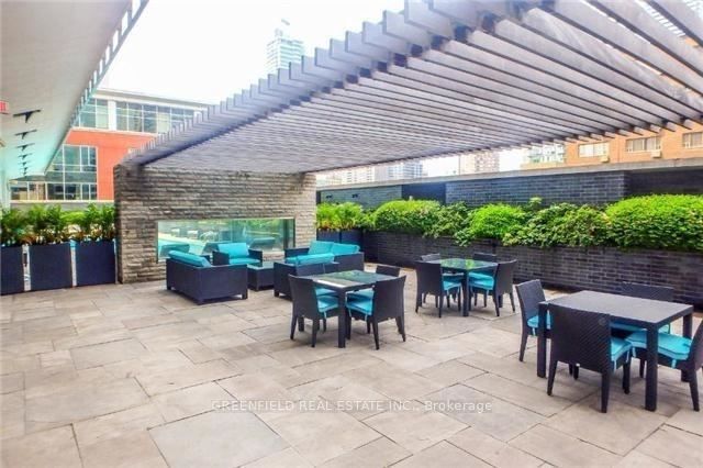 33 Charles St E, #3601