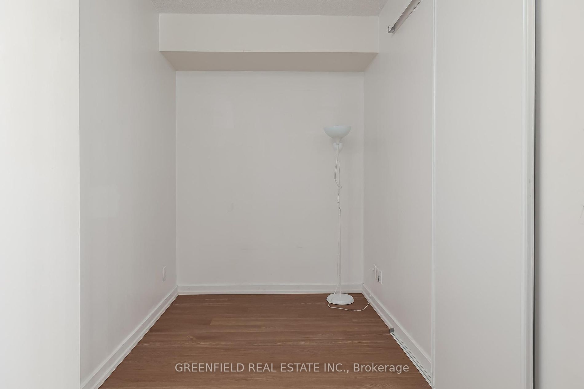 33 Charles St E, #3601