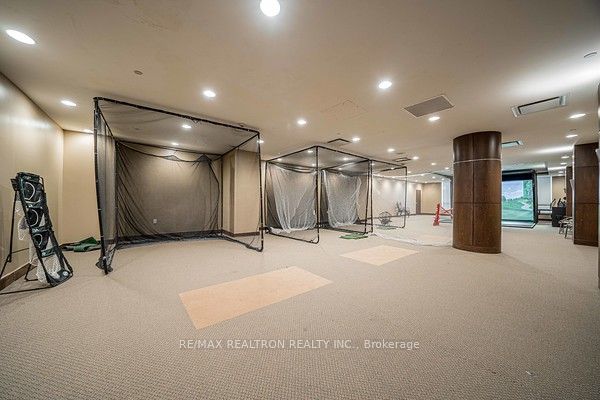 5 Northtown Way #1109