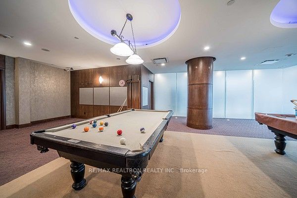 5 Northtown Way #1109